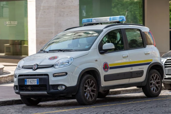 Terni Włochy Czerwiec 2021 Miejski Samochód Ochrony Ludności Zaparkowany — Zdjęcie stockowe