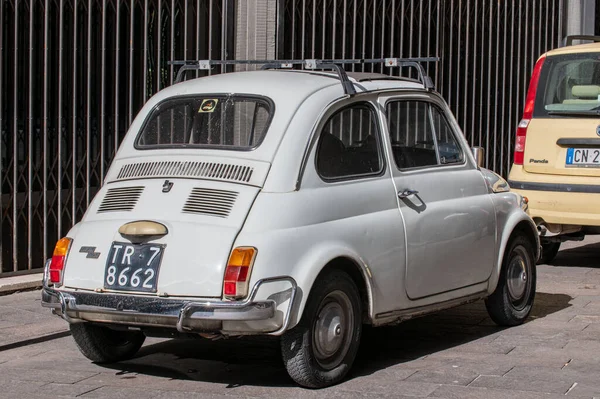 Terni Itália Junho 2021 Fiat Vintage 500 Anos Atrás Gasolina — Fotografia de Stock