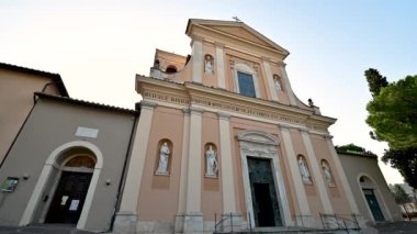 San Valentino Terni Kilisesi Aşıkların koruyucu azizi