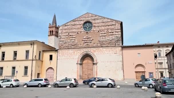 Foligno antigua iglesia de San Domenico en la ciudad de foligno — Vídeos de Stock