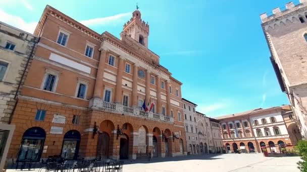 Comune di Foligno nella piazza della repubblica — Video Stock