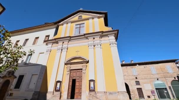 Rieti памятник центральной Италии и церковь Сан-Руфо в центре города — стоковое видео