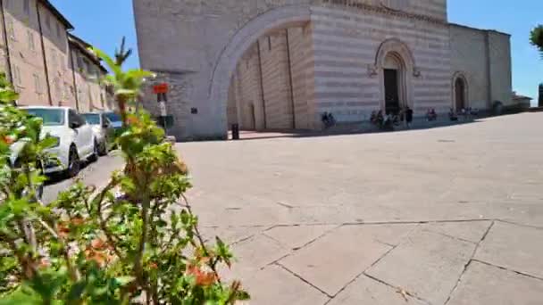 Kirche von Santa Chiara von Assisi — Stockvideo