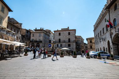 Asistan ve turistlerin merkezinde ortak alan