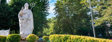 Sancak, Terni 'nin Aziz Valentine hamisi heykeliyle yapıldı.