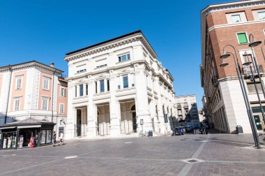 Terni, İtalya 20 Temmuz 2021: Terni 'de Avrupa meydanı ve eski postane