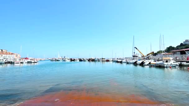 Landschaft von Porto Santo Stefano — Stockvideo