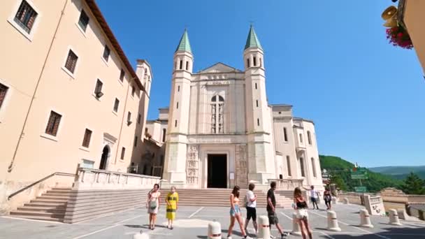 Church of santa rita in cascia in the province of perugia — Stock Video