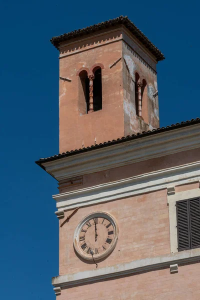 Spello Particolare Della Torre Del Municipio Piazza Della Repubblica — Foto Stock