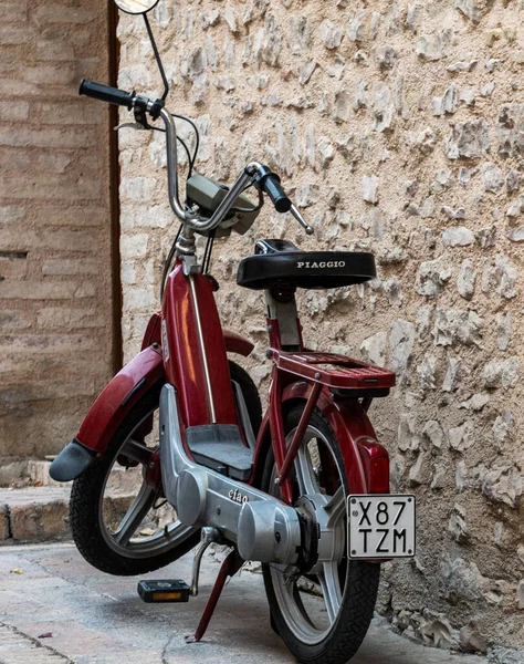 Spello Itália Agosto 2020 Vintage Piaggio Scooter Cor Vermelha — Fotografia de Stock