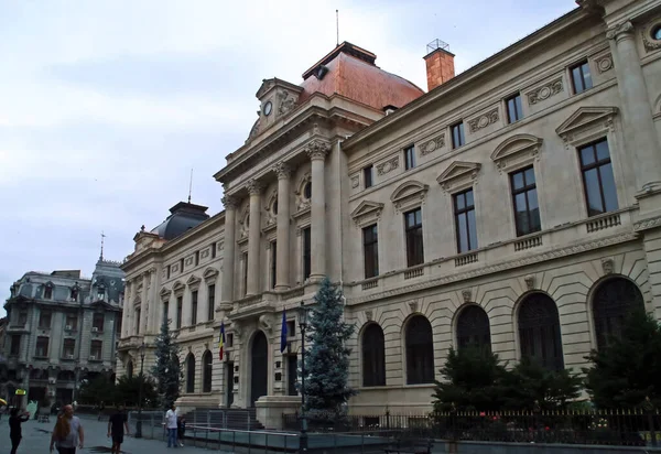ブカレスト ルーマニア 2018年07月 ブカレストのルーマニア国立銀行のファサード この本社はリプスカニ通りに位置し 19世紀末に折衷的なスタイルで建てられました — ストック写真