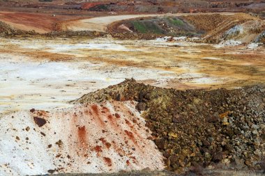 Riotinto, Huelva, İspanya 'daki eski bir maden ocağından maden akrebi..