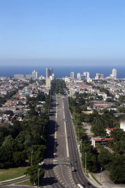 La Havana 'nın (Küba) havadan görünüşü. Başkan Bulvarı (İspanyolca: Avenida de los Presidentes).