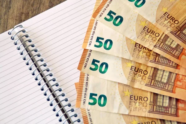 Банкноти Євро Блокноти — стокове фото