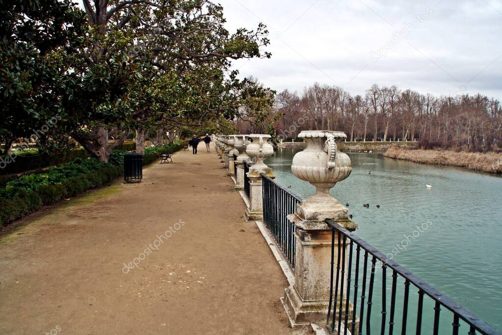 Tajo (English: Tagus) river from the garden of the parterre (Englsih: Flower beds) in Aranjuez (Madrid, Spain).