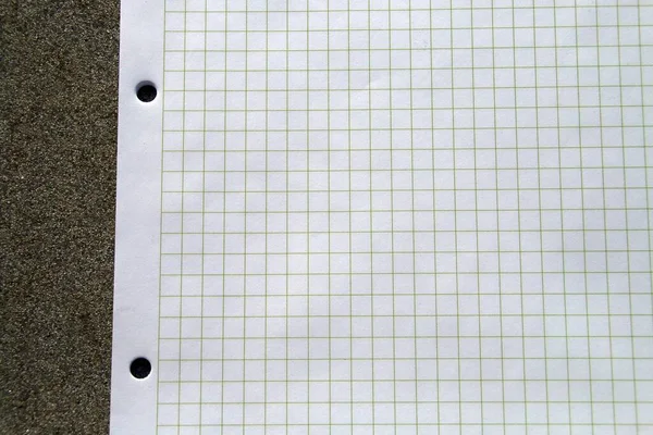 用正方形的笔记本纸书写 — 图库照片