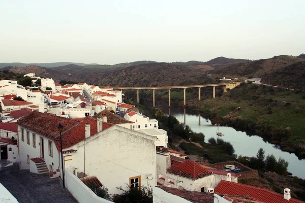 Brücke Von Mertola Über Den Fluss Guadiana Süden Portugals Alentejo — Stockfoto