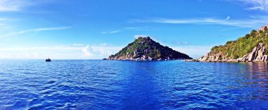 Japon Bahçesi (dalış noktası) ve Tayland 'ın Koh Tao adasındaki Nangyuna Adası.