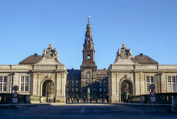 Schloss Christiansborg Palast Und Regierungsgebäude Auf Der Insel Slotsholmen Kopenhagen — Stockfoto