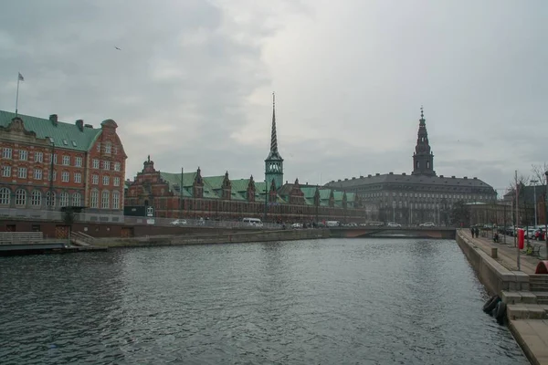 코펜하겐의 거래소 건물입니다 상거래 실이죠 크리스티 보르그 궁전은 증권거래소 덴마크 — 스톡 사진