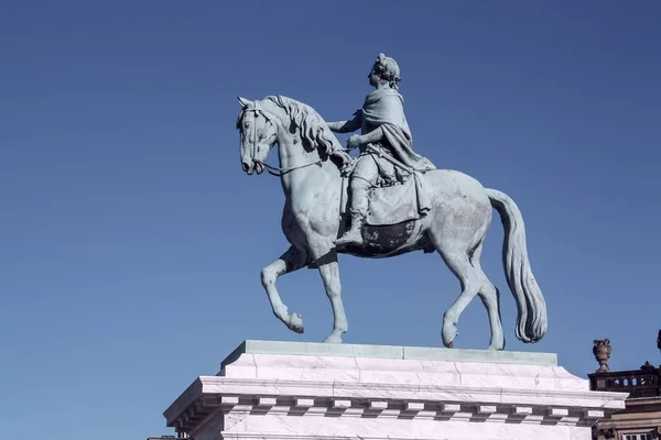 프랑스 조각가 살레이 1768 프레데릭 동양화 동상이다 덴마크 코펜하겐에 Amalienborg — 스톡 사진