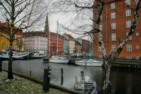 Copenhagen Denmark 2016 구름낀 겨울날에는 가정용 주택이나 용되었다 생각하였다 색깔을 — 스톡 사진