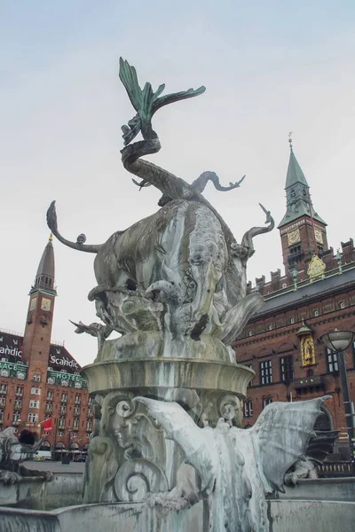 Kopenhagen Dänemark 2016 Der Drachenbrunnen Auf Dem Rathausplatz Kopenhagen Eine — Stockfoto