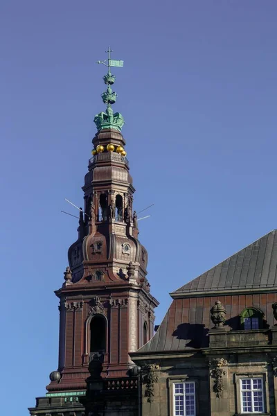 Torre Del Palazzo Christiansborg Palazzo Governo Edificio Sull Isolotto Slotsholmen — Foto Stock