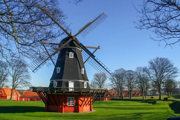 Väderkvarn Citadellet Danska Kastellet Köpenhamn Danmark Traditionell Träväderkvarn Svart — Stockfoto