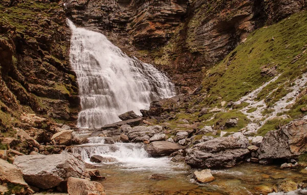 Schachtelhalmwasserfall Ordesa Tal Spanische Pyrenäen Huesca Spanien Eine Wunderschöne Natürliche — Stockfoto