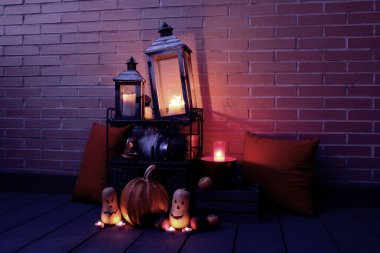 Cadılar Bayramı, mumlarla aydınlatılmış hayattır..