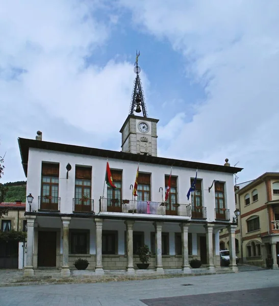 Edifício Câmara Municipal Miraflores Sierra Madrid Espanha Edifício Arqueado Com — Fotografia de Stock