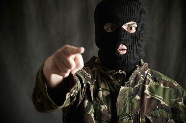 Terörist adresleme kamera portresi