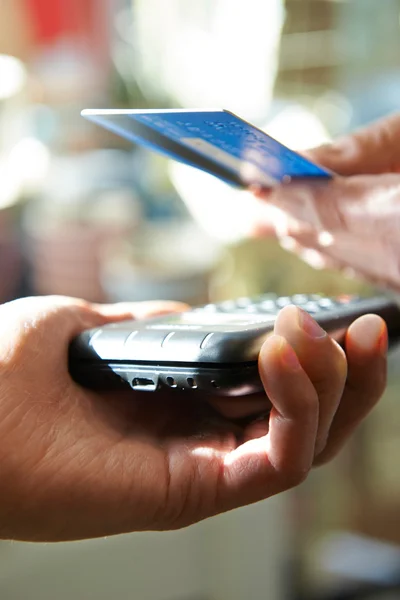 Customer Making Purchase Using Contactless Payment — Stock Photo, Image