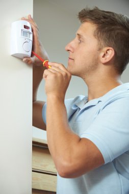 Hırsız Alarm sensör odasında uygun güvenlik danışmanı