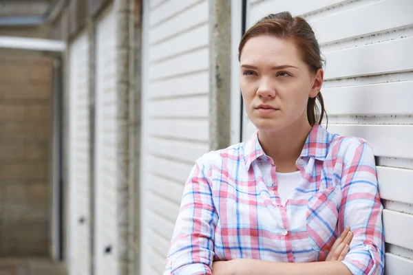 Unhappy Teenage Girl In Urban Setting — Stock Photo, Image