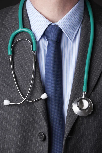 Detail dari Doctor Wearing Suit With Stethoscope Around Neck — Stok Foto