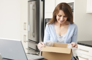 Kadın/açma Online Alış evde