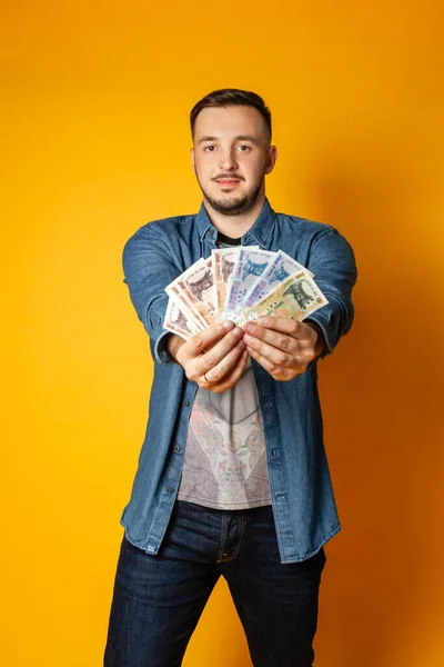 Borçlar ve krediler, para