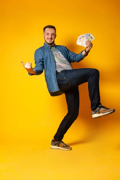 Borçlar ve krediler, para