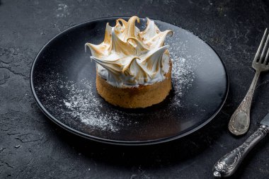 Limon görünümlü tart