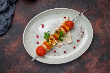 Tabakta ızgara sebzeler