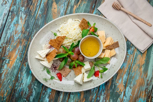 Cheese Plate Italian Food — Stock Photo, Image