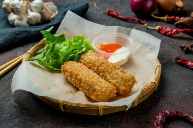 Kızarmış börek, Vietnam yemeği.