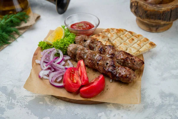 Lam Lula Kebab Het Bord Met Worst Pita Griekse Keuken — Stockfoto