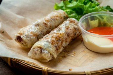 Kızarmış börek, Vietnam yemeği.