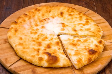 Peynirli Osetya turtası