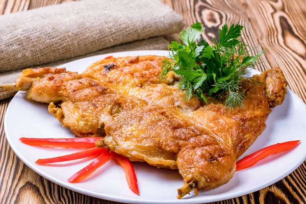 Ayam Goreng Tembakau Meja Kayu Georgia Dapur — Stok Foto