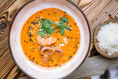 Tom yer elması çorbası, kapat.