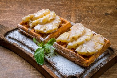 Ananaslı waffle, yakın çekim.